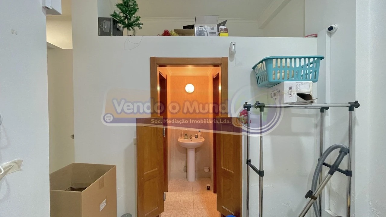 Loja para Venda em Vila Franca de Xira Foto 9