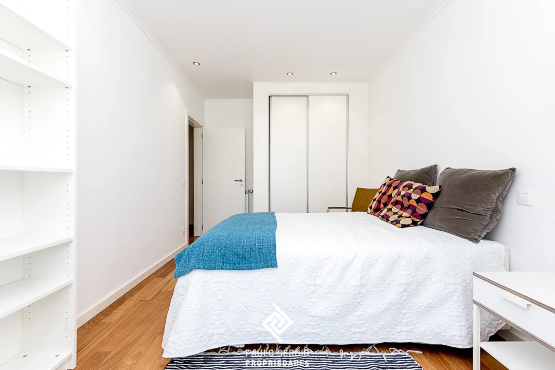 Apartamento T4 para Venda em Espinho Foto 20