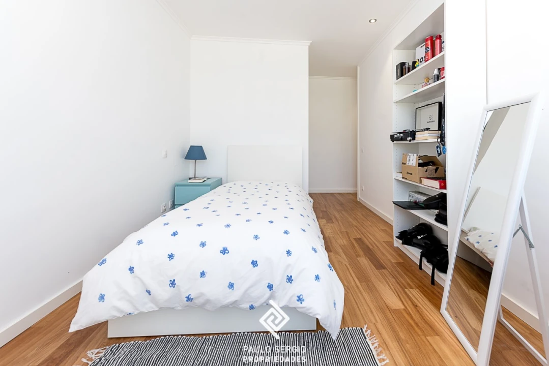 Apartamento T4 para Venda em Espinho Foto 32