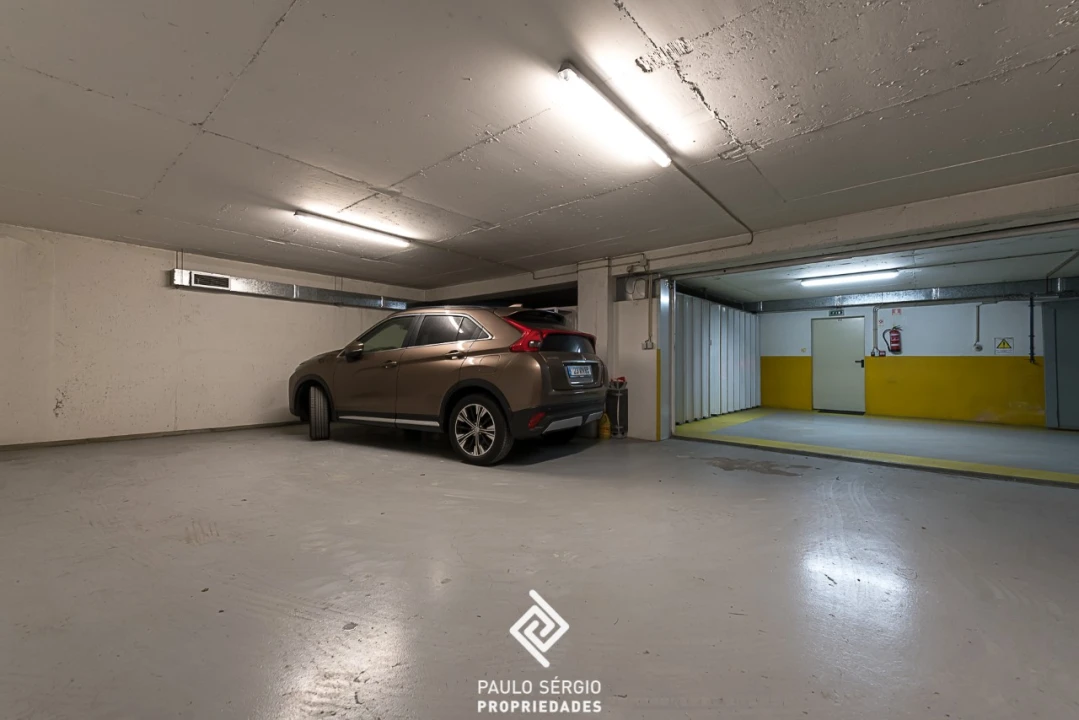 Apartamento T4 para Venda em Espinho Foto 35