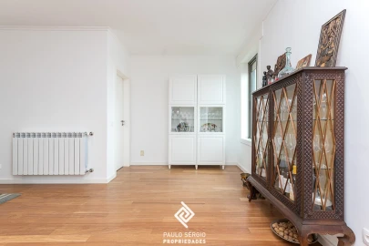 Apartamento T4 para Venda em Espinho