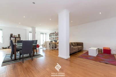 Apartamento T4 para Venda em Espinho