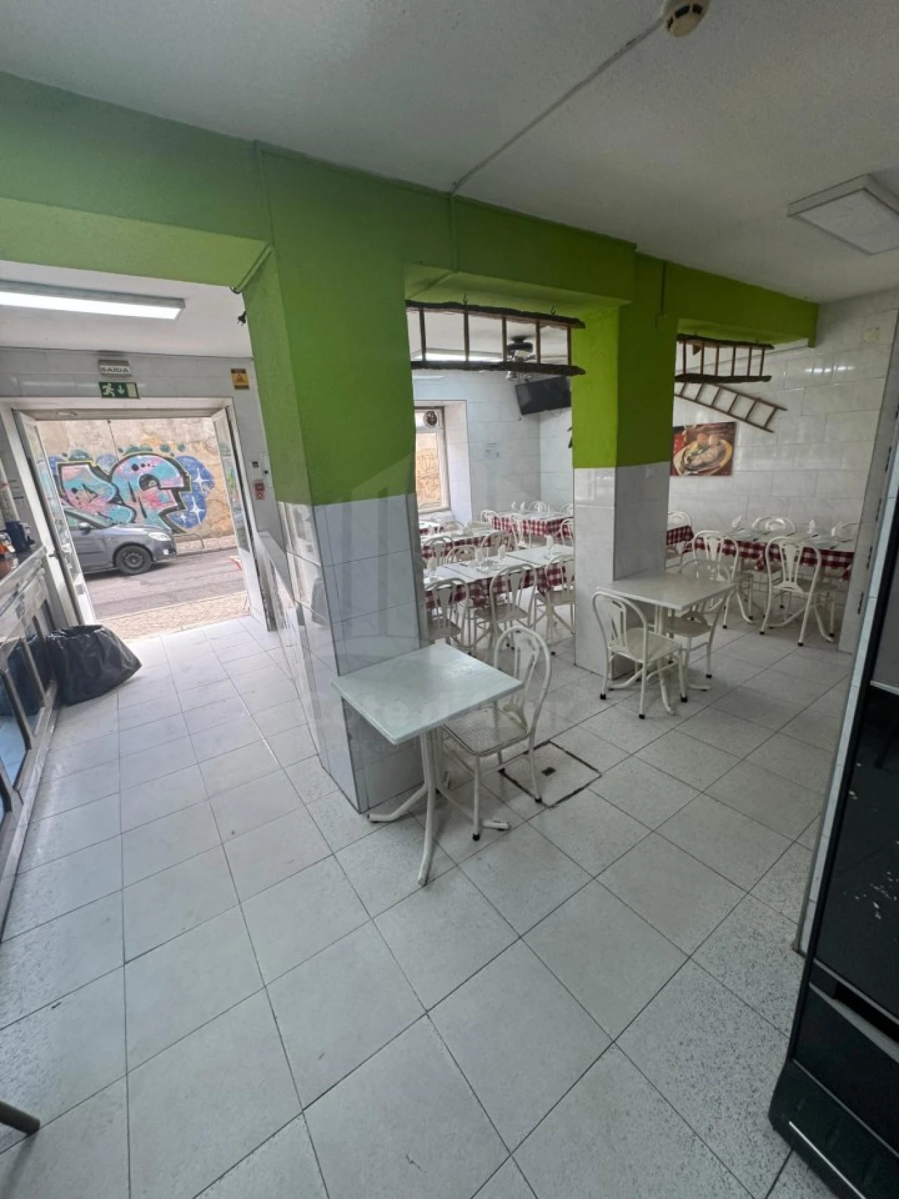 Negócio para Venda em Almada, Cova da Piedade, Pragal e Cacilhas Foto 7