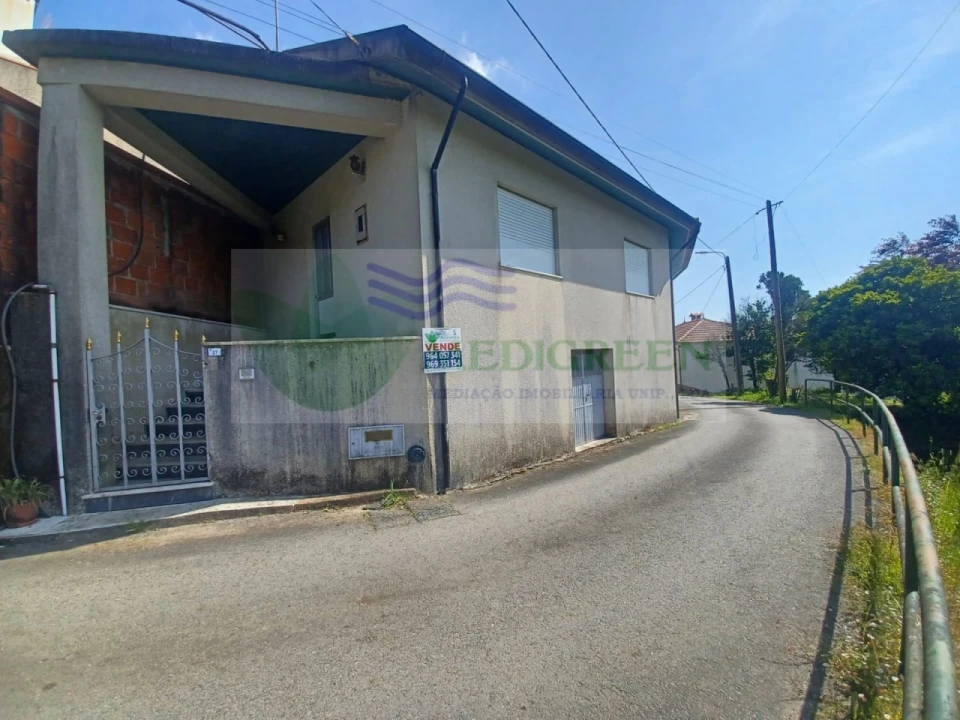 Moradia T3 para Venda em Rocas do Vouga Foto 32