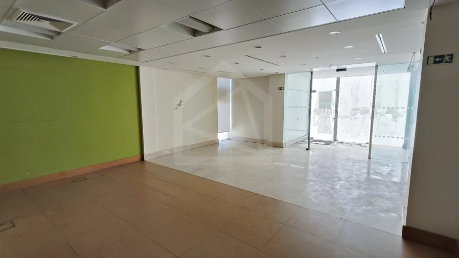 Loja para Venda em Cortegaça