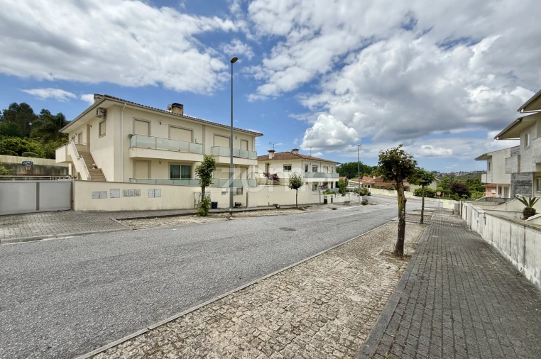 Moradia T3 para Venda em Arnoso (Santa Maria e Santa Eulália) e Sezures Foto 31