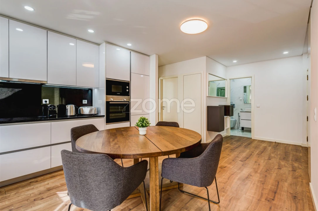 Apartamento T3 para Arrendamento em São Mamede de Infesta e Senhora da Hora Foto 1