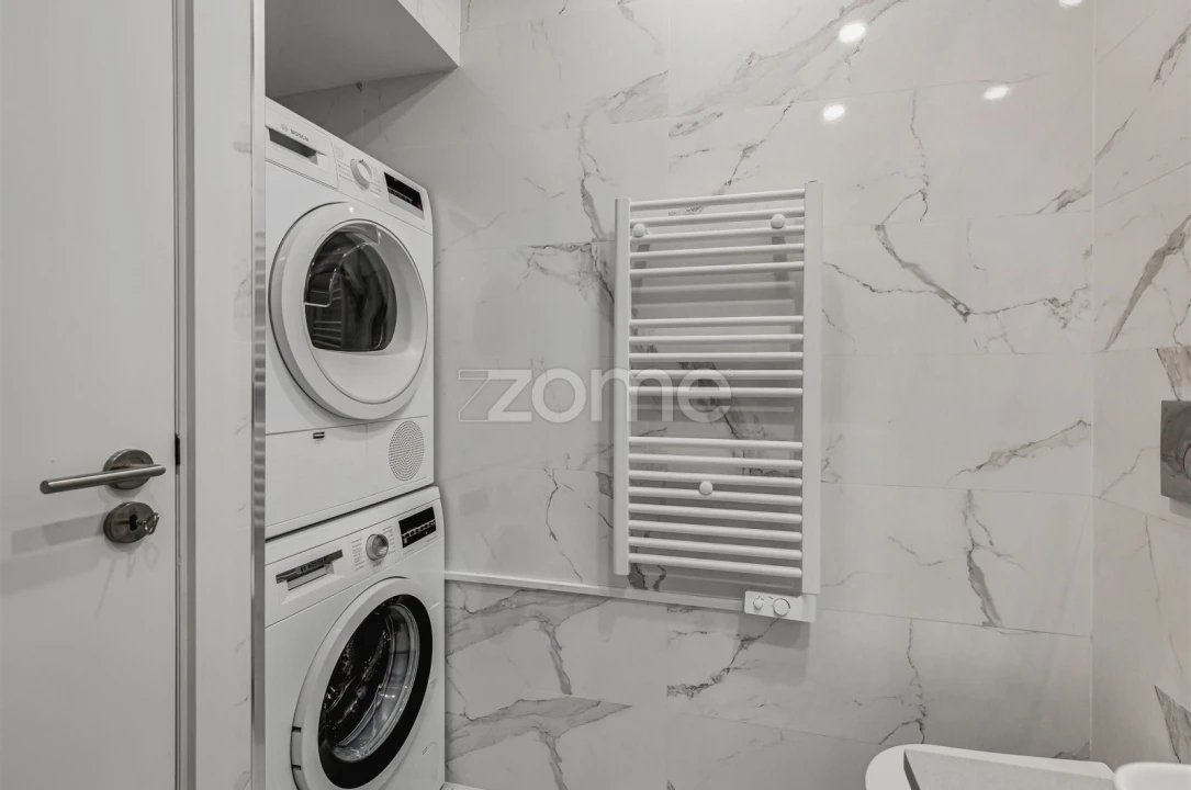 Apartamento T3 para Arrendamento em São Mamede de Infesta e Senhora da Hora Foto 13