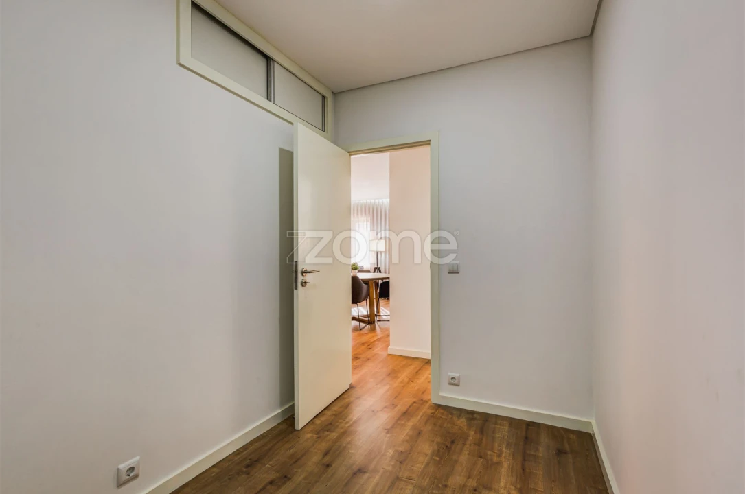 Apartamento T3 para Arrendamento em São Mamede de Infesta e Senhora da Hora Foto 19