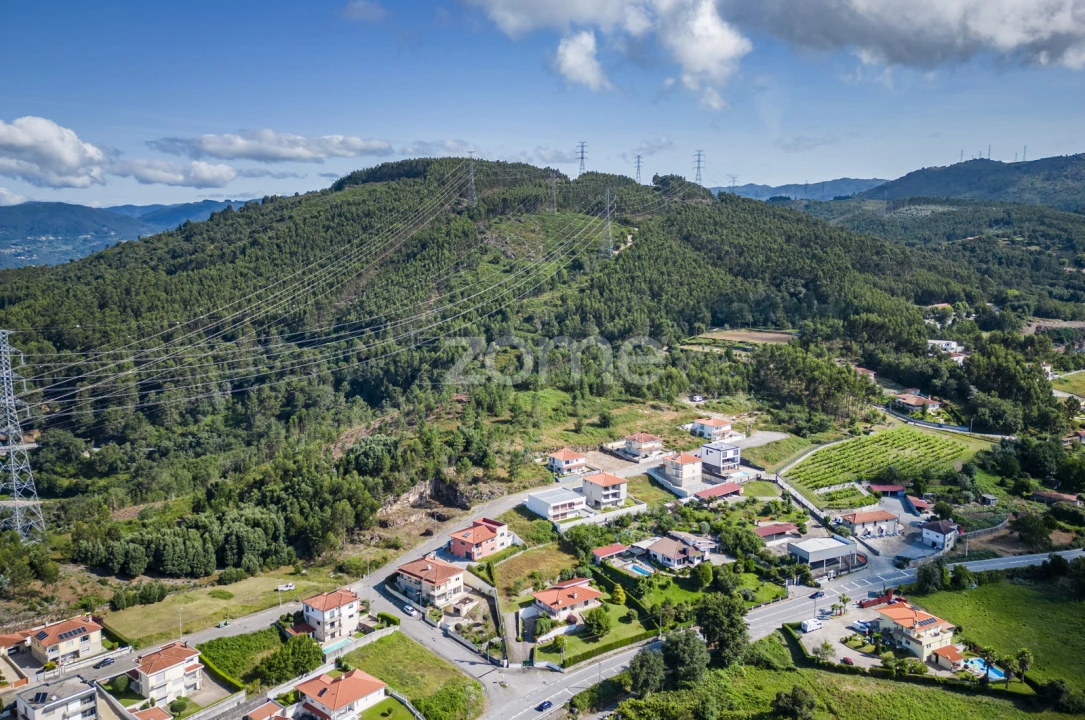 Moradia T3 para Venda em Rendufinho Foto 6