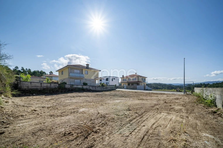 Moradia T3 para Venda em Rendufinho Foto 18