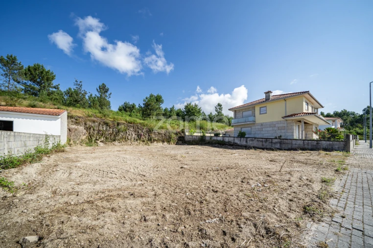 Moradia T3 para Venda em Rendufinho Foto 19