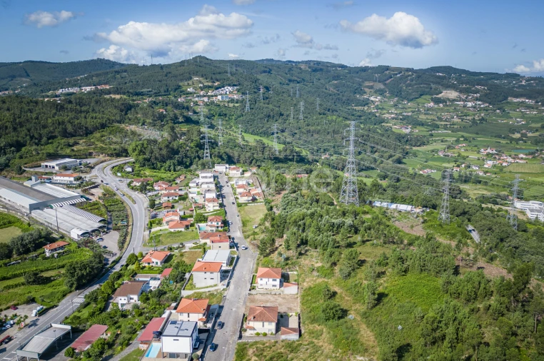 Moradia T3 para Venda em Rendufinho Foto 9