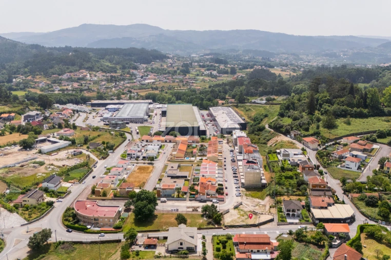 Apartamento T3 para Venda em Fonte Arcada e Oliveira Foto 27