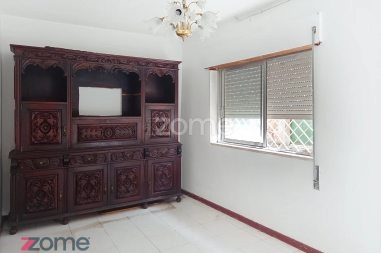 Moradia T3 para Venda em Paredes da Beira Foto 9