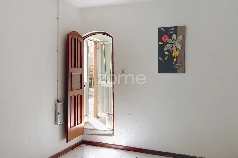 Moradia T3 para Venda em Paredes da Beira Foto 8