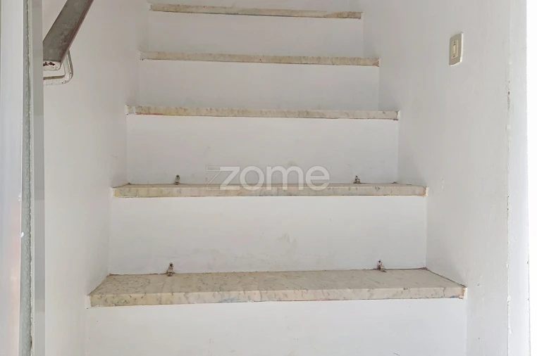 Moradia T3 para Venda em Paredes da Beira Foto 10