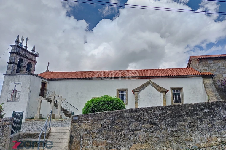 Moradia T3 para Venda em Paredes da Beira Foto 22