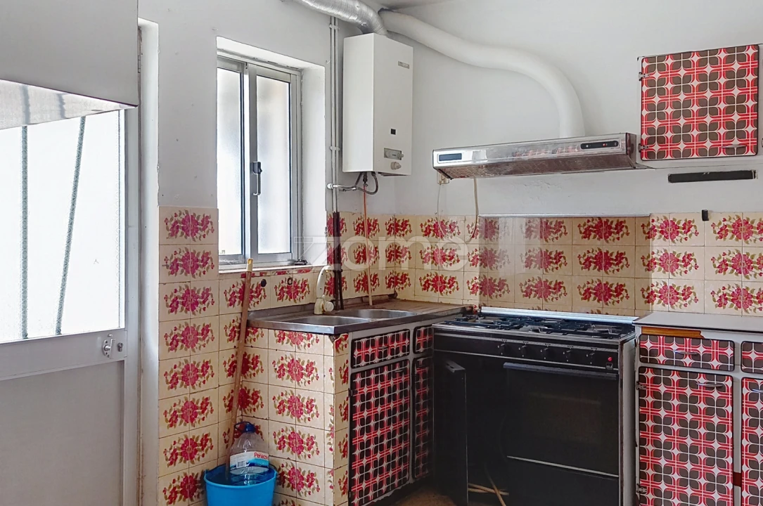 Moradia T3 para Venda em Paredes da Beira Foto 5