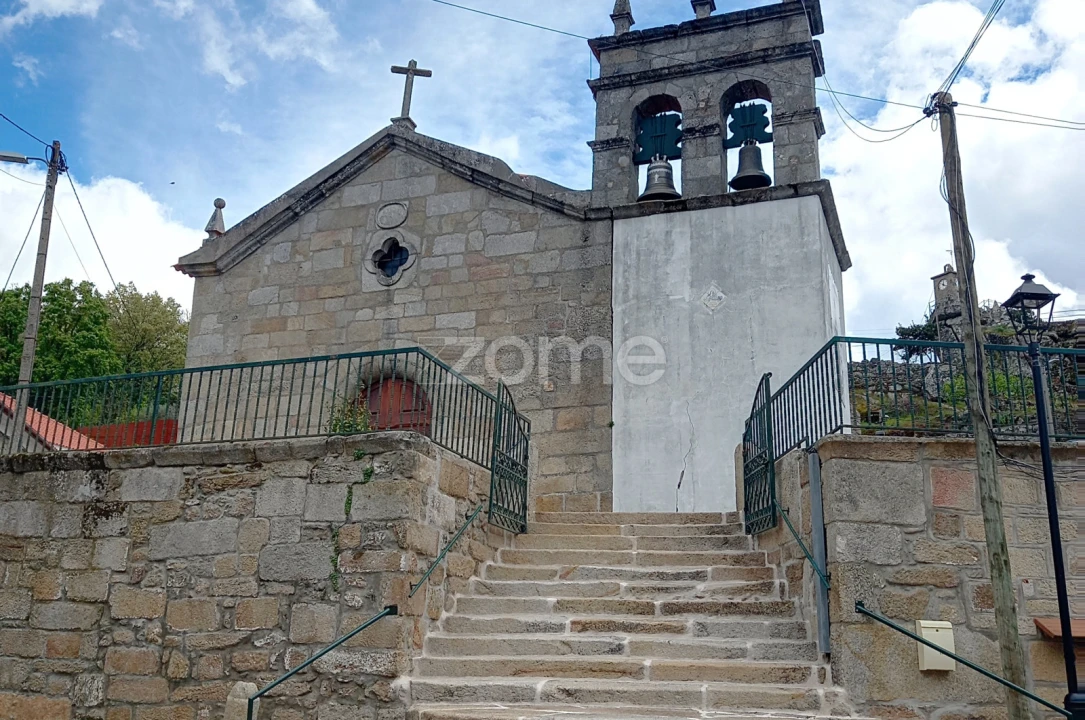 Moradia T3 para Venda em Paredes da Beira Foto 20