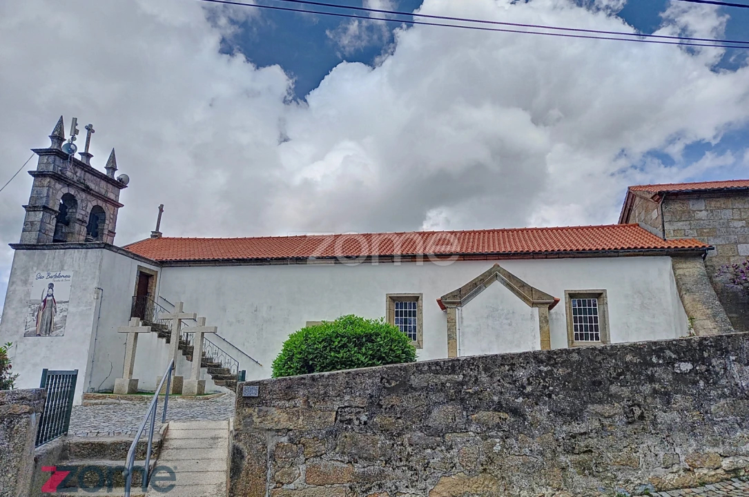 Moradia T3 para Venda em Paredes da Beira Foto 22