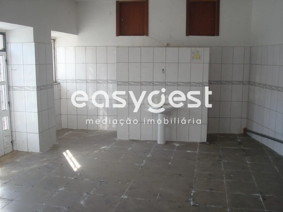 Moradia T5 para Venda em Horta da Vilariça Foto 4