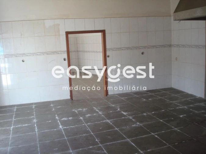 Moradia T5 para Venda em Horta da Vilariça Foto 3