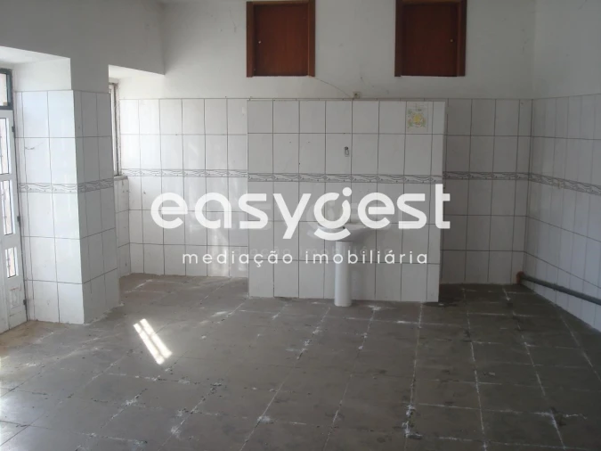 Moradia T5 para Venda em Horta da Vilariça Foto 4