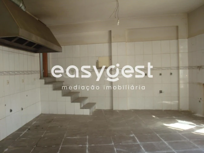 Moradia T5 para Venda em Horta da Vilariça Foto 7