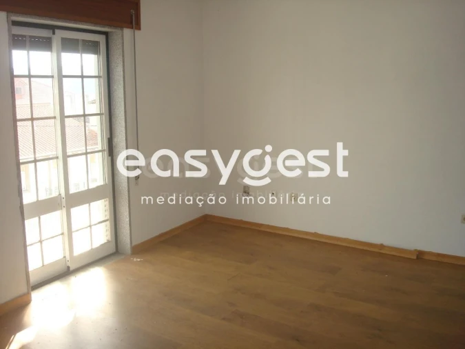 Moradia T5 para Venda em Horta da Vilariça Foto 11