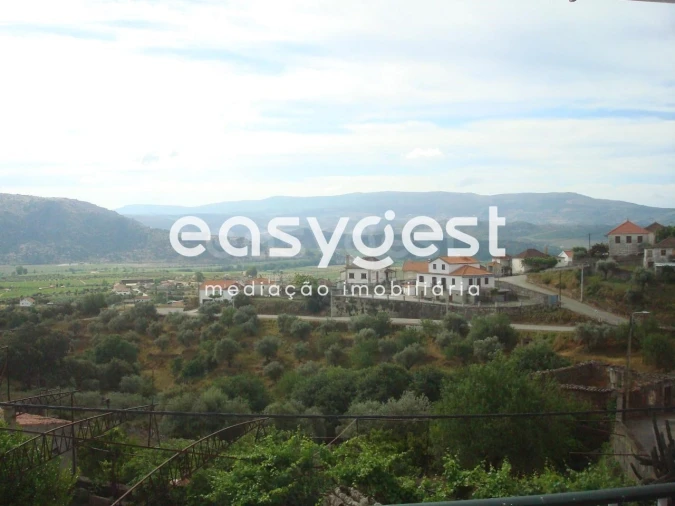 Moradia T5 para Venda em Horta da Vilariça Foto 18