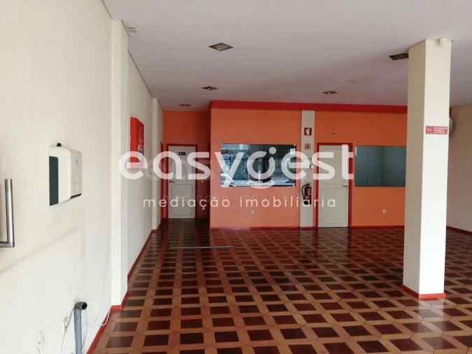 Loja para Venda em Alfena Foto 2