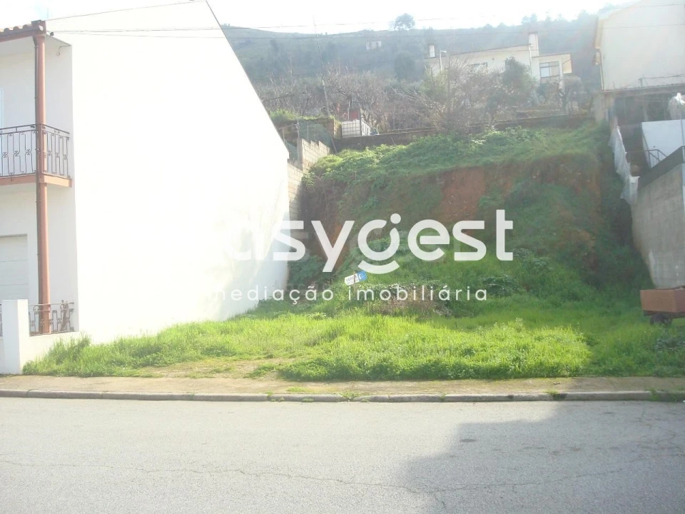 Terreno para Venda em Torre de Moncorvo Foto 1
