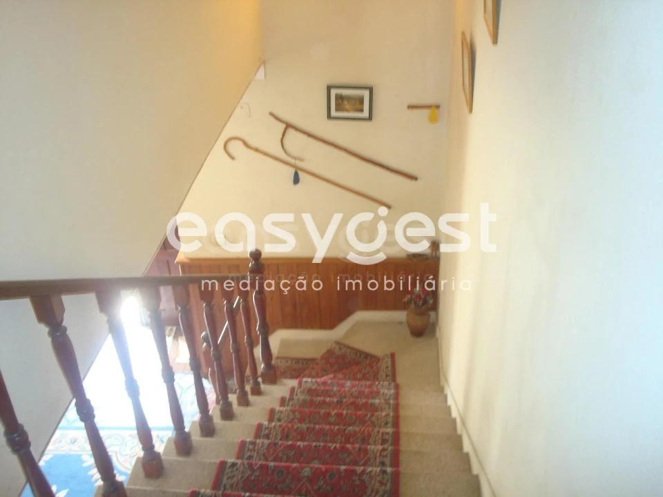 Moradia T4 para Venda em Almendra Foto 6