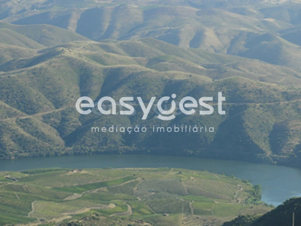 Terreno para Venda em Urros e Peredo dos Castelhanos Foto 2