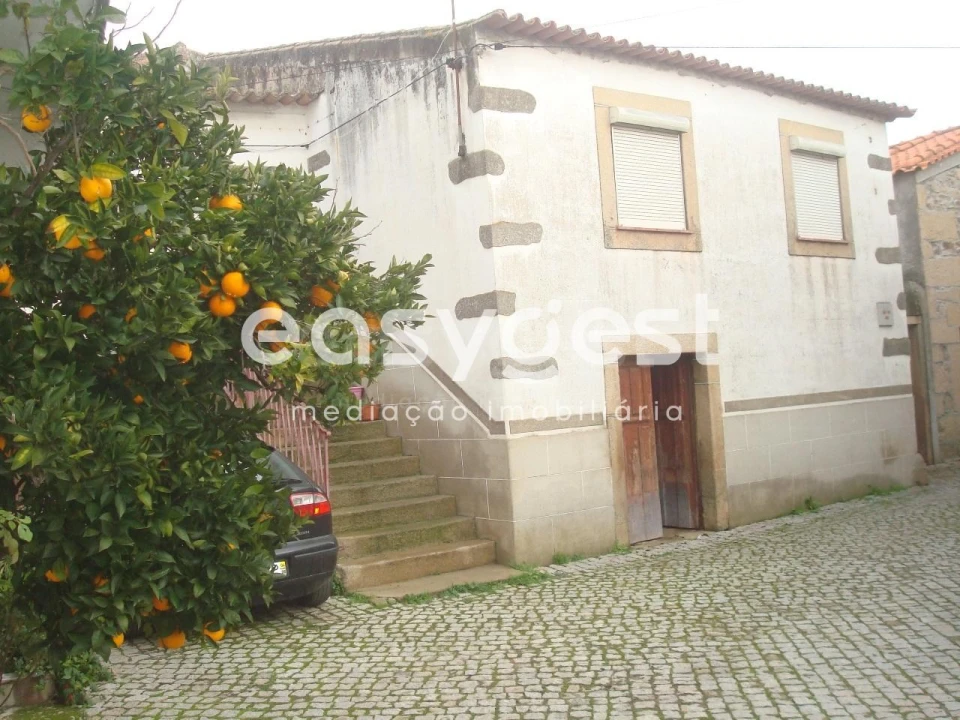 Moradia T5 para Venda em Almendra Foto 7