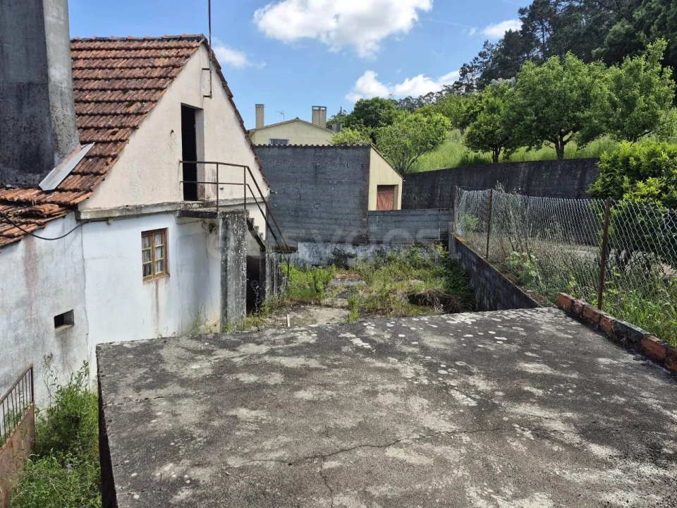 Moradia T2 para Venda em Santiago e São Simão de Litém e Albergaria dos Doze Foto 6