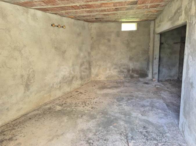 Moradia T2 para Venda em Santiago e São Simão de Litém e Albergaria dos Doze Foto 9