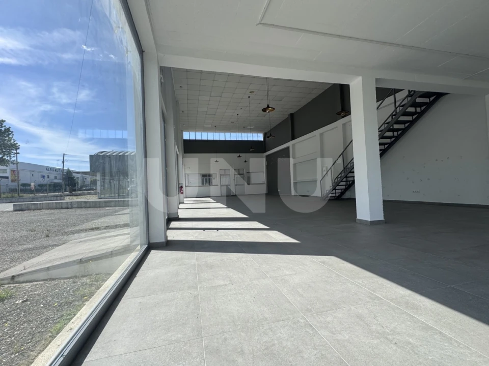 Armazém para Arrendamento em Castelo Branco Foto 4