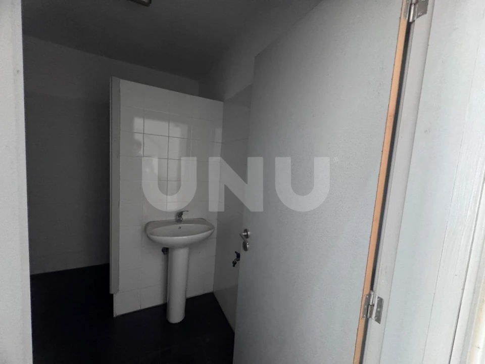 Armazém para Arrendamento em Castelo Branco Foto 5