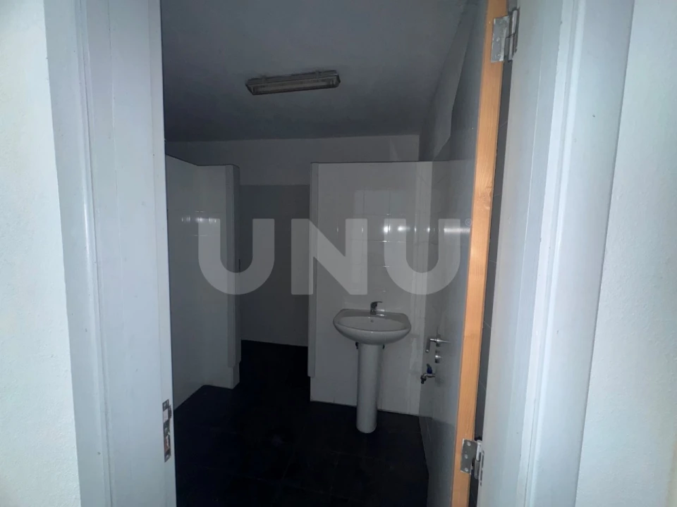 Armazém para Arrendamento em Castelo Branco Foto 7