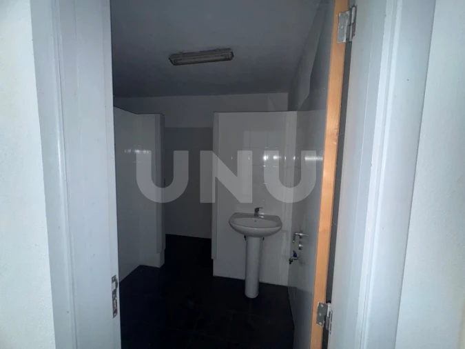 Armazém para Arrendamento em Castelo Branco Foto 7