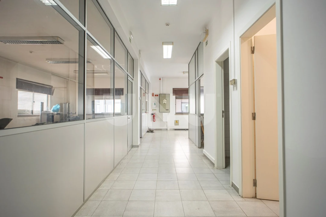 Armazém para Arrendamento em Castelo Branco Foto 4