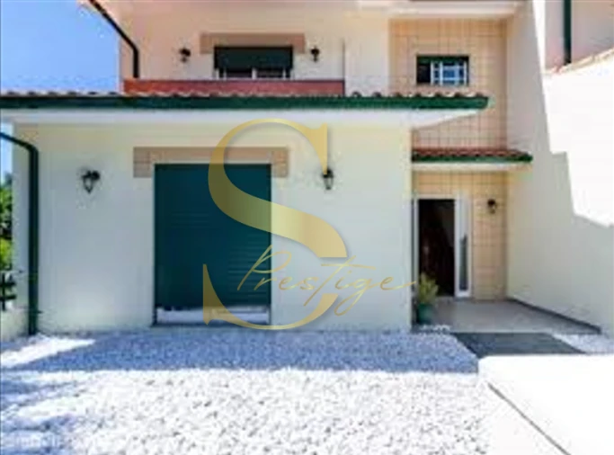 Moradia T3 para Venda em Branca Foto 3