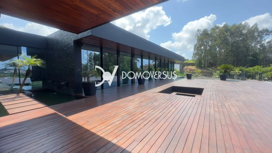 Moradia T5 para Venda em Avintes Foto 24