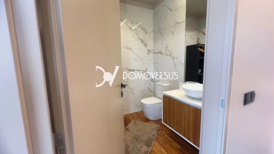 Moradia T5 para Venda em Avintes Foto 18