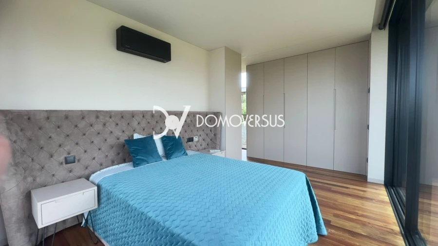 Moradia T5 para Venda em Avintes Foto 14