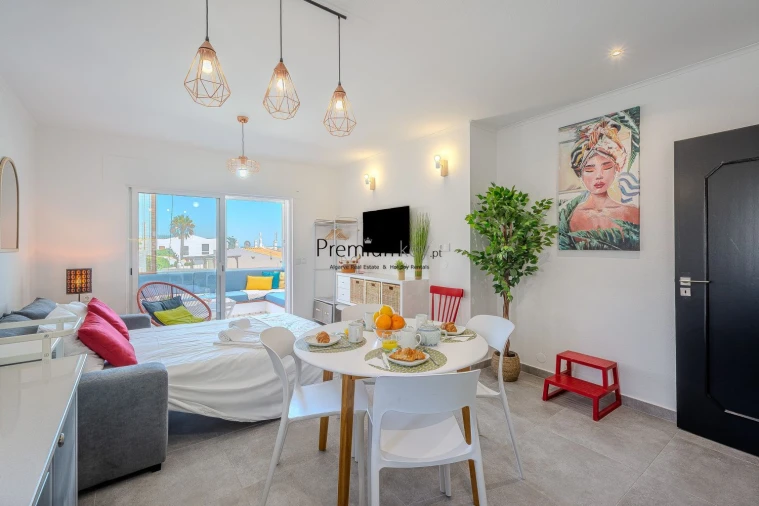 Apartamento T1 para Venda em Albufeira e Olhos de Água Foto 7