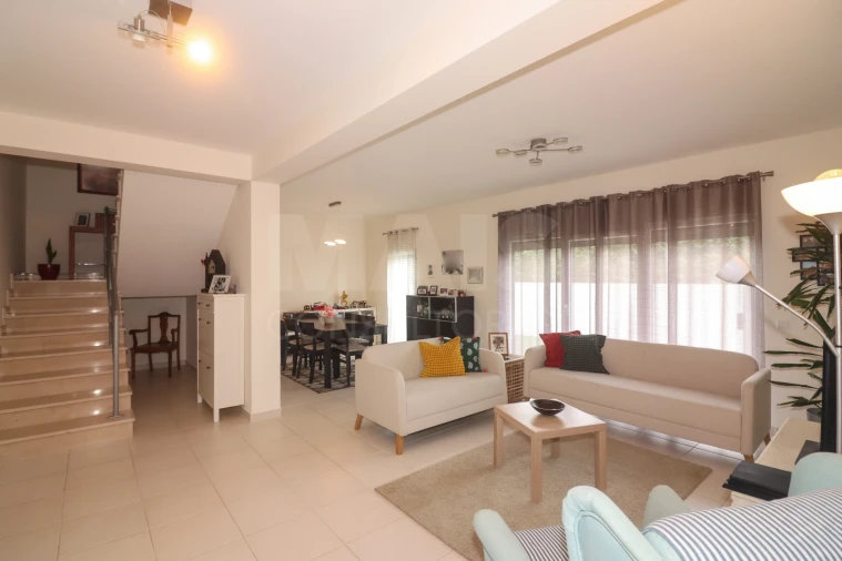 Moradia T3 para Venda em Aveiras de Cima Foto 4