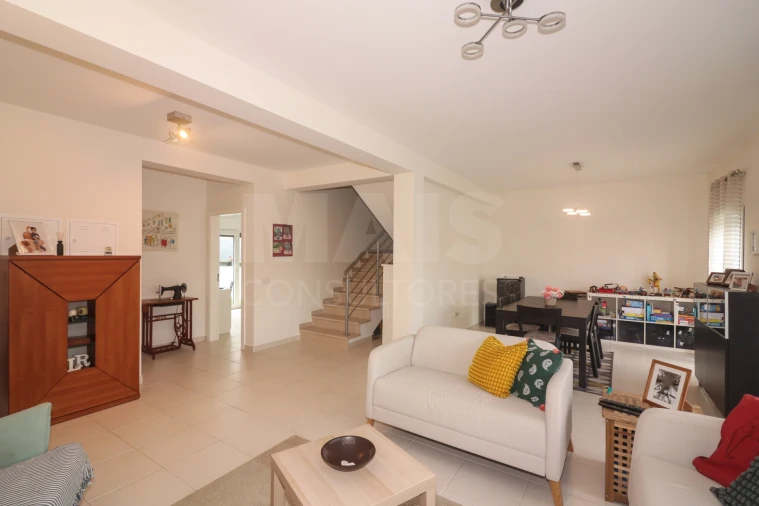 Moradia T3 para Venda em Aveiras de Cima Foto 3